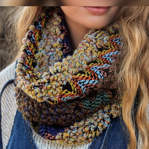 Accessories - Yellow Geometric Knit Snood